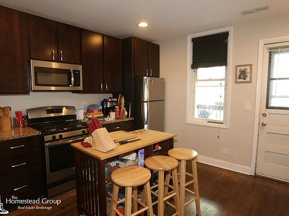 4th image of 4849 N Seeley Ave #_three