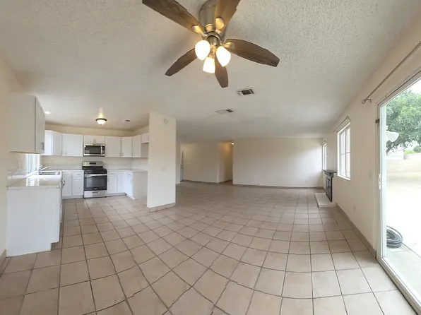 17330 Wabash Ave, Fontana, CA 92336