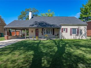 617 Winston Dr, Fairborn, OH