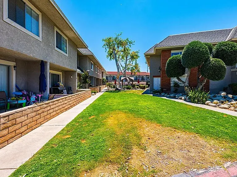 31850 Railroad Canyon Rd — Photo 22