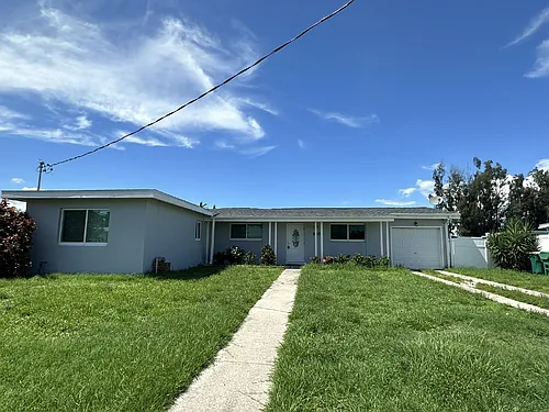 835 Conreid Dr NE Photo 1