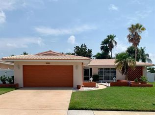 14424 Neptune Rd, Seminole, FL 33776