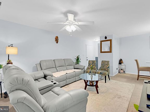 4th image of 563 Florida Ave APT 202