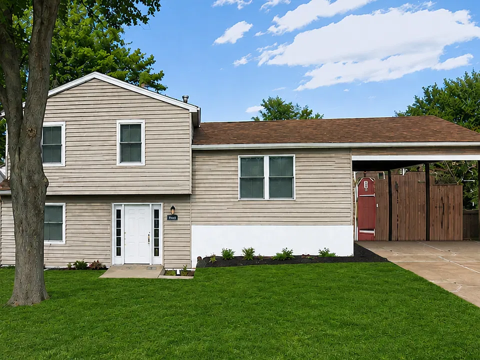 2355 Oakwood Manor Dr