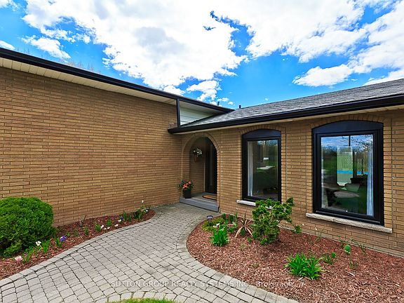 3rd image of 653 Winston Rd
