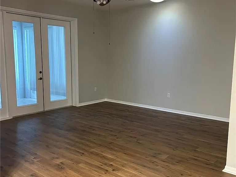6821 E Queensbury Ln — Photo 3