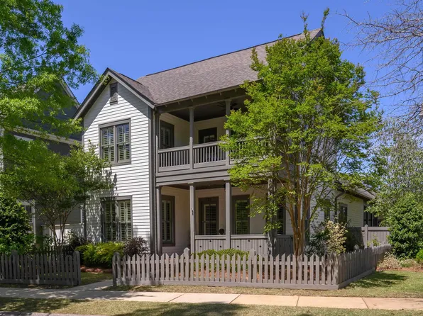 733 Restoration Dr, Hoover, AL 35226