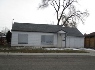 318 E 400 S, Vernal, UT 84078