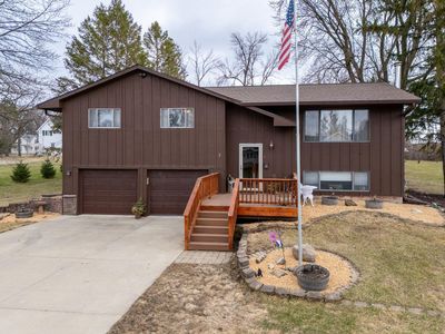 7 3rd St SW, Hayfield, MN, 55940