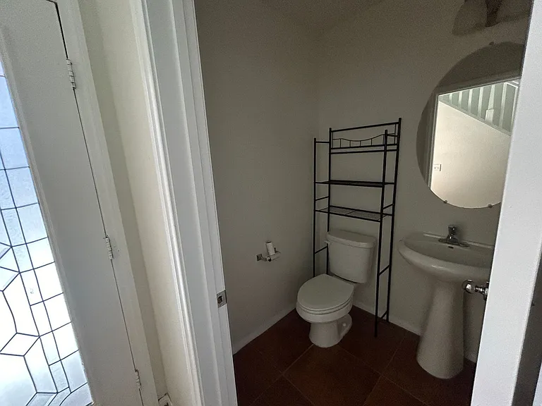 10646 Allegrini Dr — Photo 9