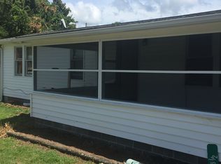 206 James Arthur Ave, New Bern, NC 28560