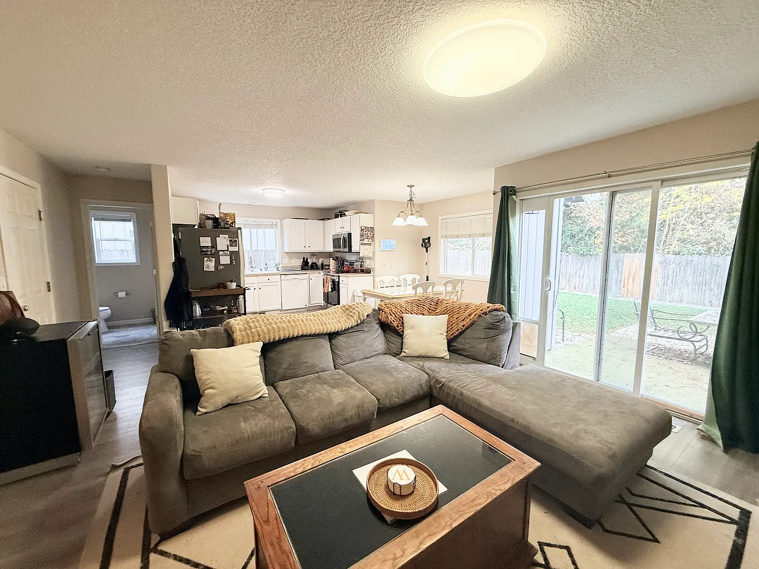 4713 NE Leverich Ct — Photo 3