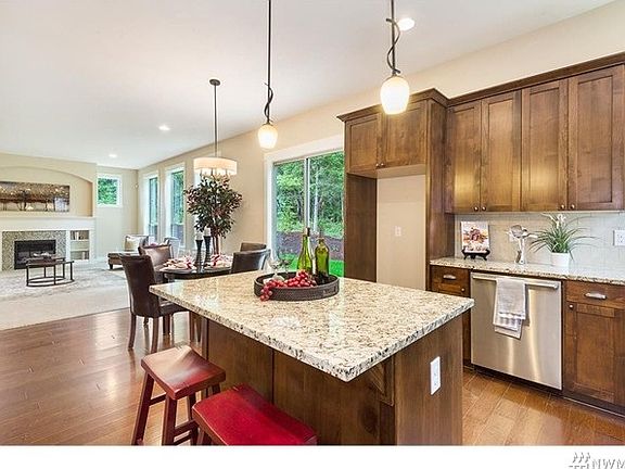 EXAMPLE Kitchen