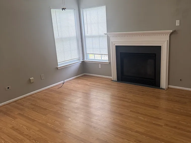 4036 Mill Dam Ct — Photo 17
