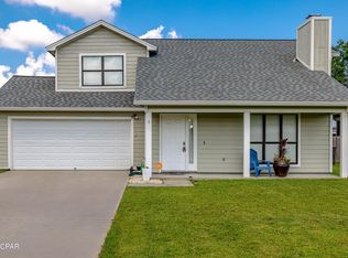 2402 Jason Dr, Lynn Haven, FL 32444