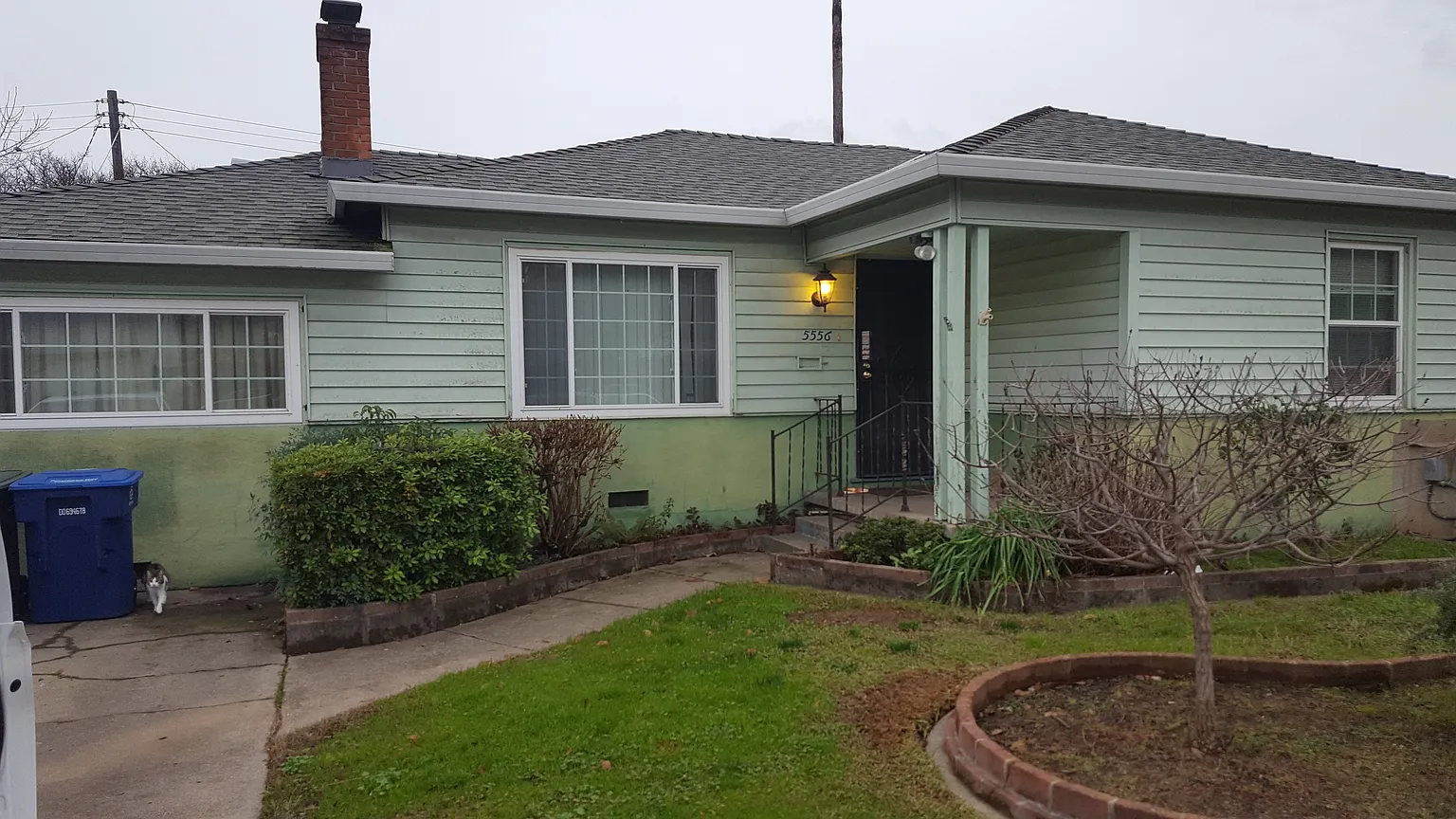 5556 35th Ave photo 1