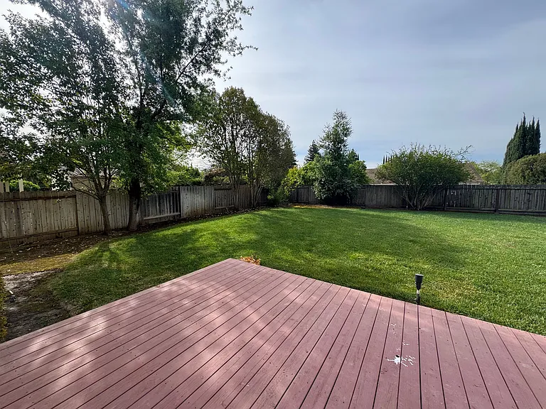 3445 Quincey Ln — Photo 28