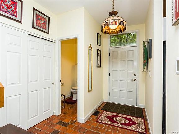 3rd image of 111 W Pine Pl #13