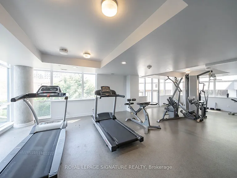 20 Joe Shuster Way #1208 — Photo 16