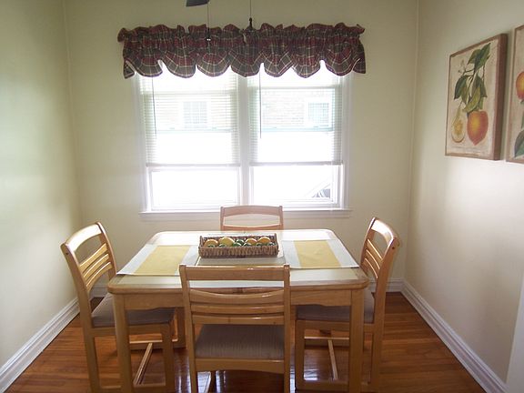 5th image of 15 Cedar Dr