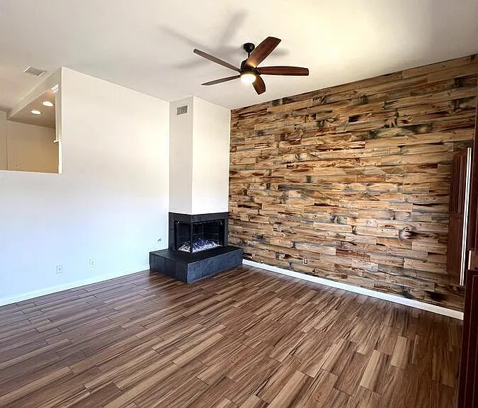 1501 Artesia Blvd #D — Photo 1