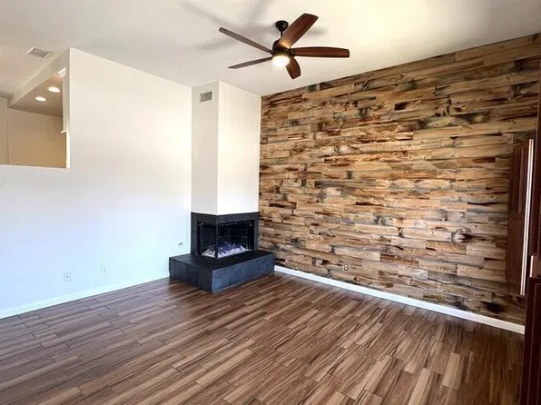 1501 Artesia Blvd APT D, Manhattan Beach, CA 90266