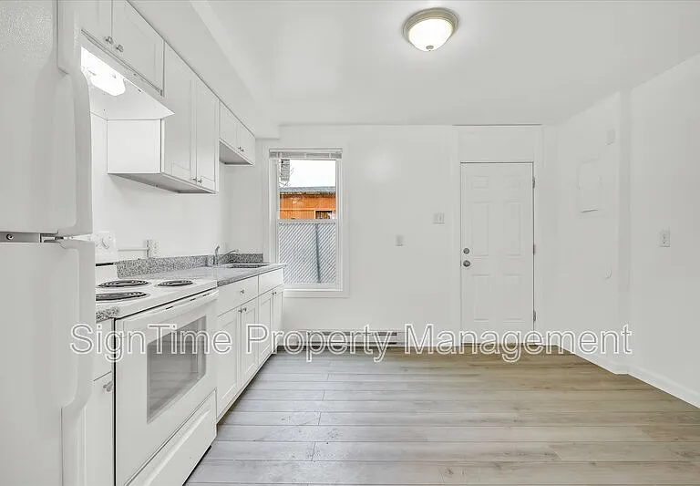 107-115 W Church St #109 — Photo 6