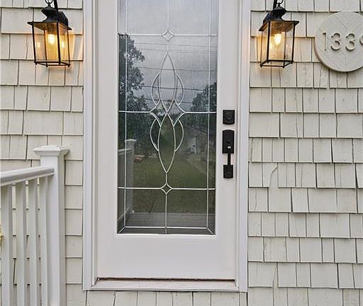 5th image of 1339 Snake Hill Rd
