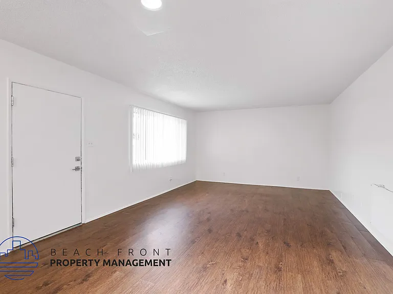 768 Gaviota Ave. — Photo 12