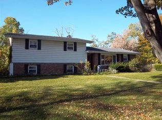 83 Paula Dr, Germantown, OH 45327