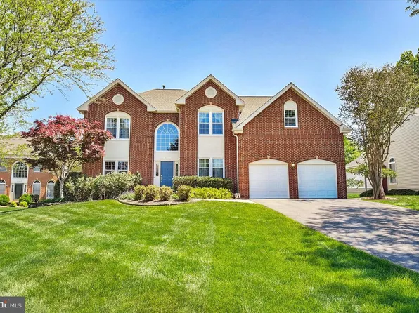 6109 Oakengate Way, Centreville, VA 20120