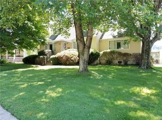 1523 W Central Ave, Belle, WV 25015