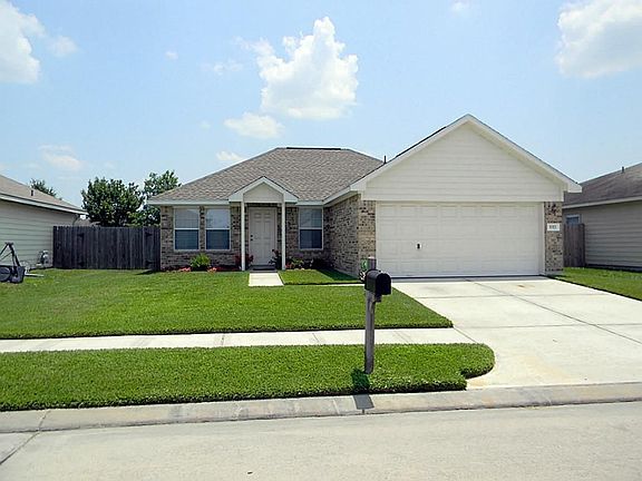 3rd image of 3322 Red Cedar Dr