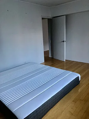 Rented by Akam Sales and Brokerage | media 6