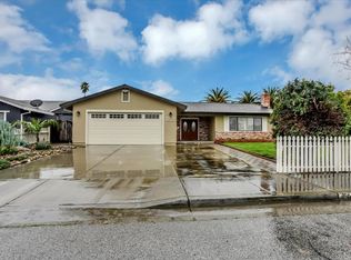 851 Apricot Ln, Hollister, CA
