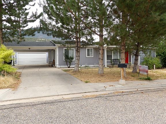 3rd image of 437 W Bristlecone Dr