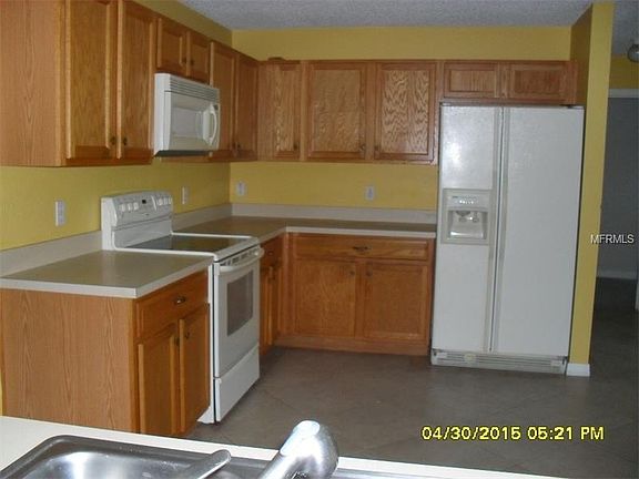 4th image of 3266 Amberley Park Cir