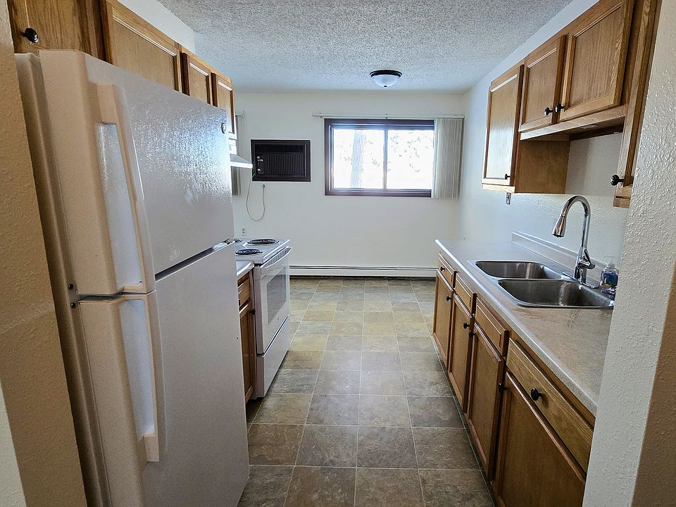 1st image of 1006 Patricia Ln NW APT 10