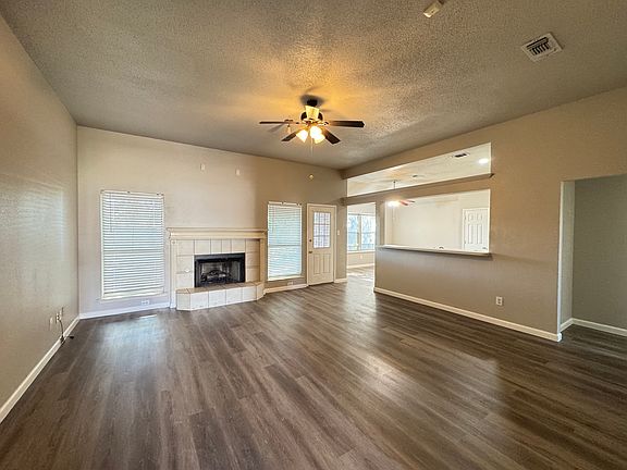 3rd image of 4102 Hideaway Dr
