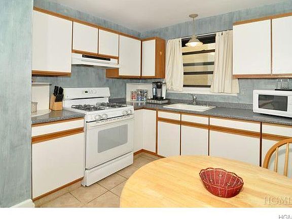 4th image of 314 Livingston Ave APT 102E