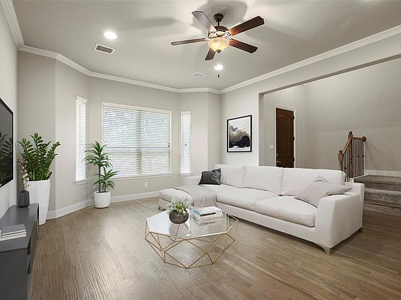 3rd image of 4209 Broadway Ave