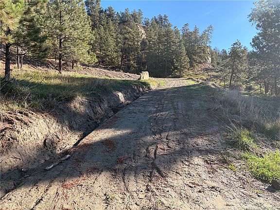 3rd image of 4741 Box Canyon Rd