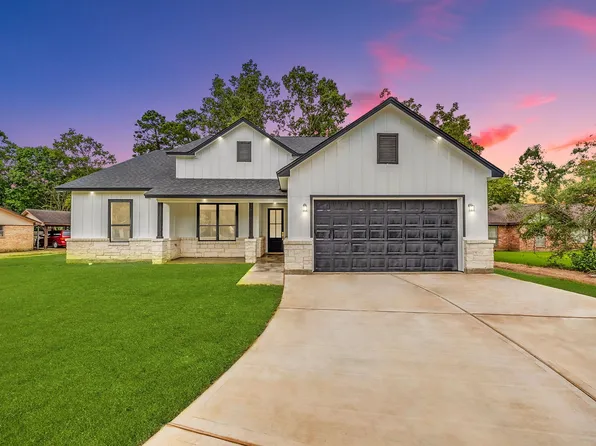 315 Autumn Oak St, New Caney, TX 77357