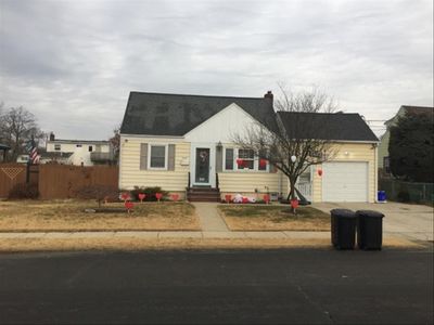 309 Ferndale Ct, Copiague, NY, 11726