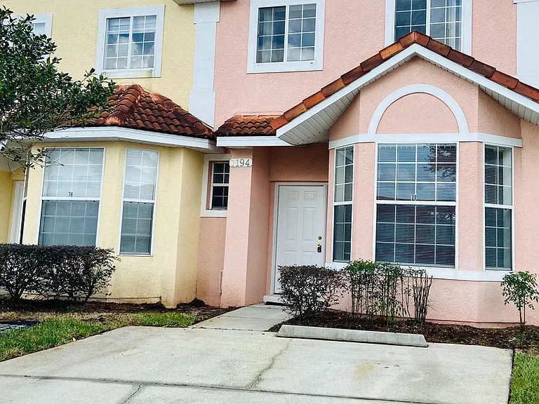 1194 S Beach Cir — Photo 1