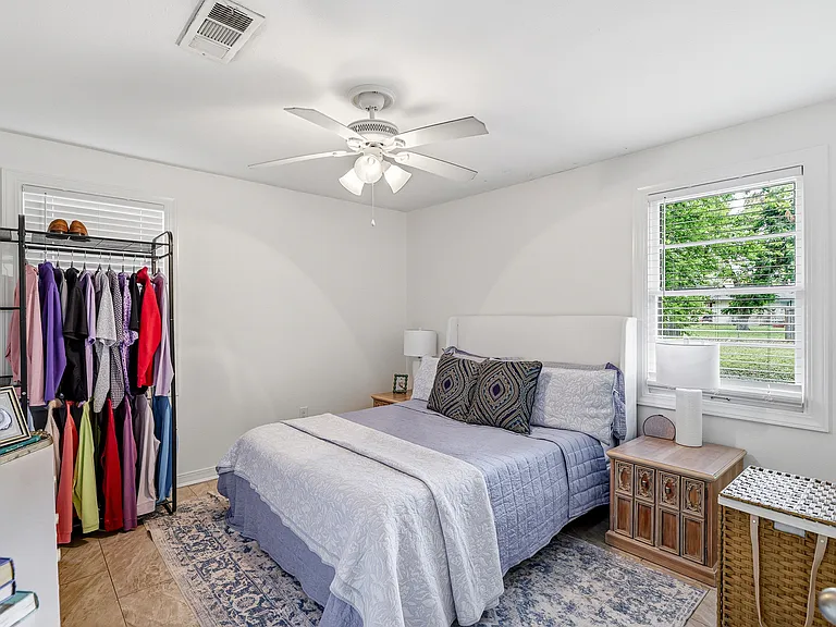 200 Garden Dr — Photo 6
