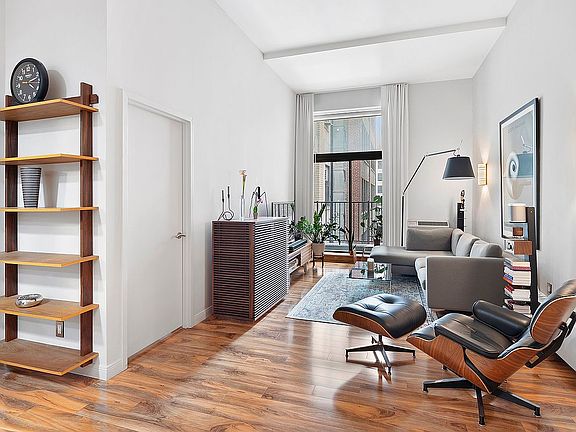 2nd image of 372 5th Ave APT 7M