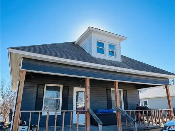 704 W Main St, Maysville, MO 64469