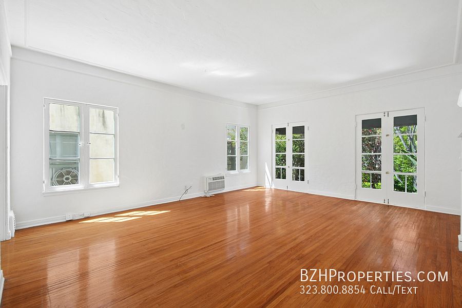 1st image of 140 S Elm Dr APT 6