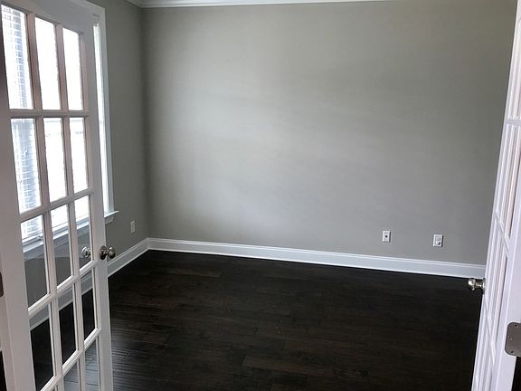 5th image of 7223 Hoffman Dr